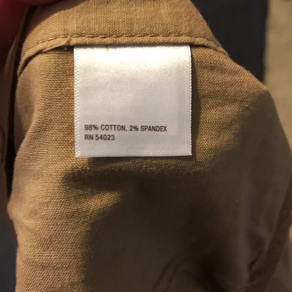 Old Navy size 18 Khaki Capris - Picture 4 of 5